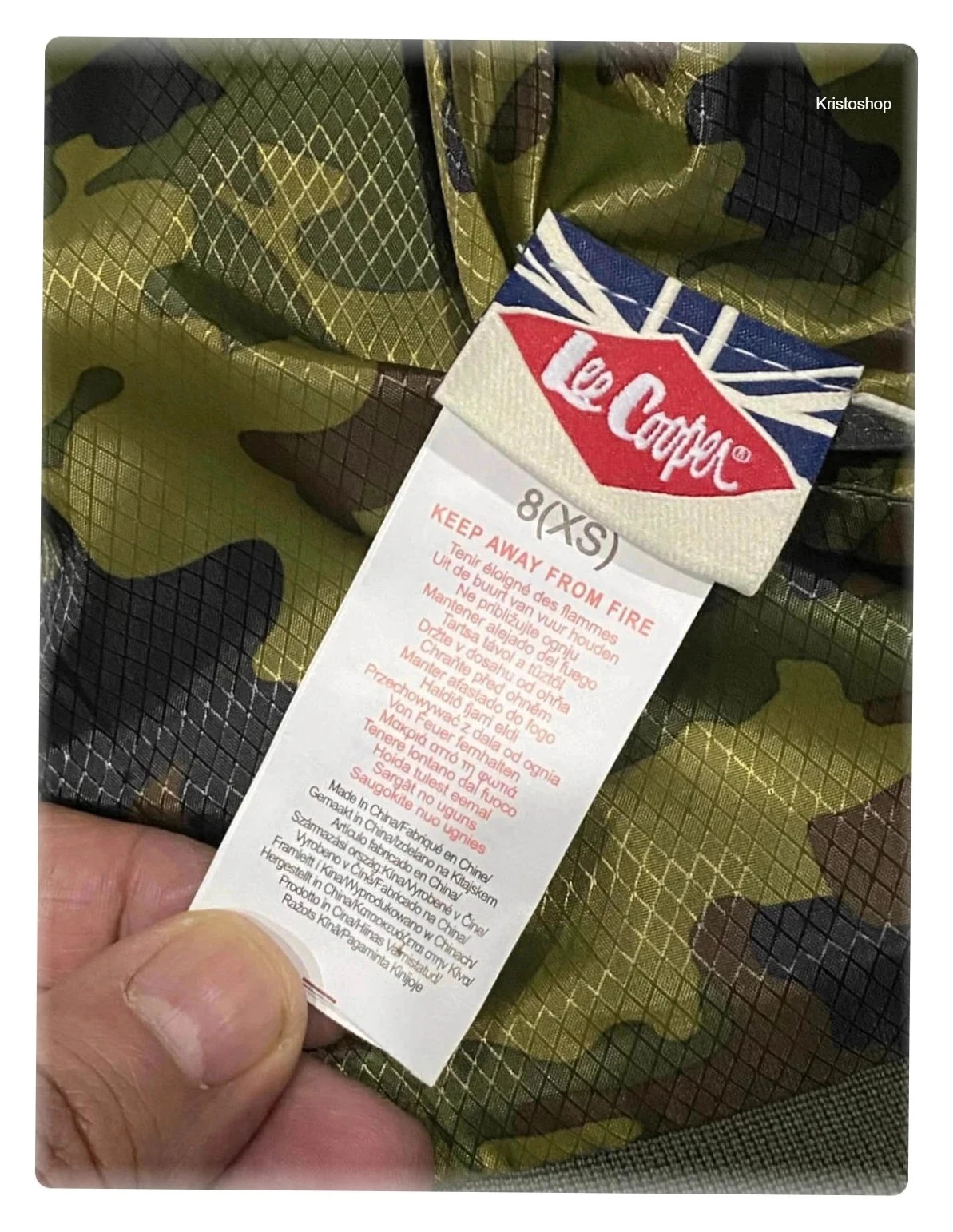 Chaqueta 2-en-1 Lee Cooper Reversible negra y camuflaje Fullzip Crewneck Talla XS – photo 15